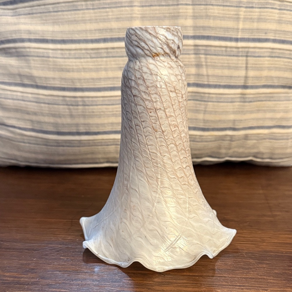 Vintage Tiffany Lily style glass replacement lamp